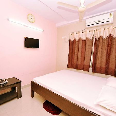 Shree Lakshmi Guest House Visakhapatnam Ngoại thất bức ảnh